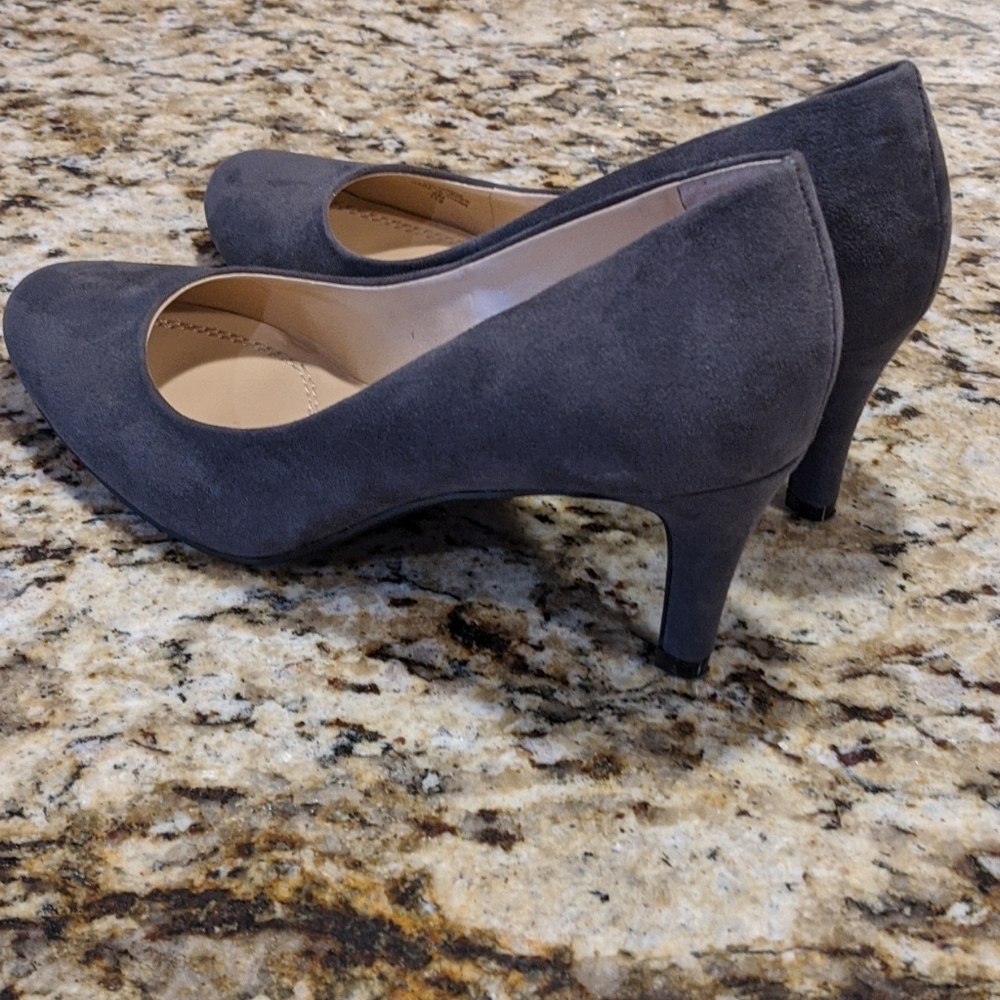 Unisa Grey Suede Heels